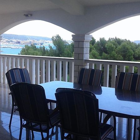 Villa Rosanda Apartments Trogir Extérieur photo