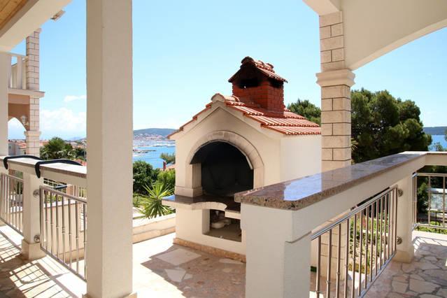 Villa Rosanda Apartments Trogir Extérieur photo