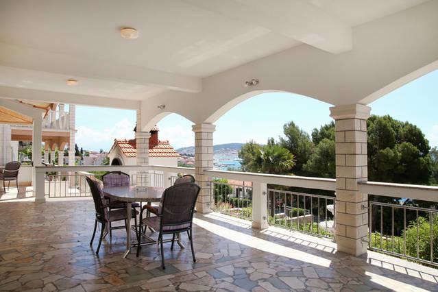 Villa Rosanda Apartments Trogir Extérieur photo
