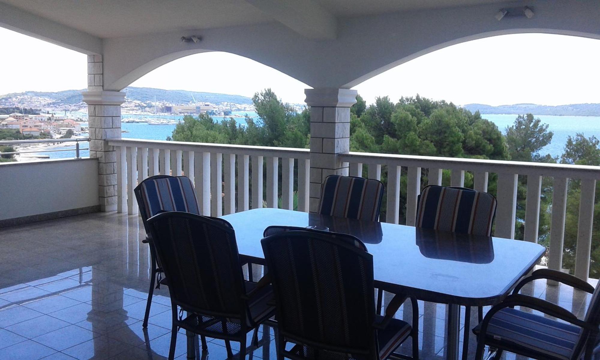 Villa Rosanda Apartments Trogir Extérieur photo