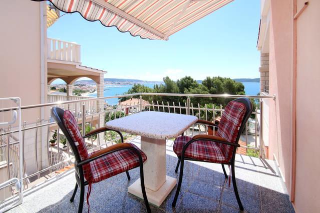 Villa Rosanda Apartments Trogir Extérieur photo